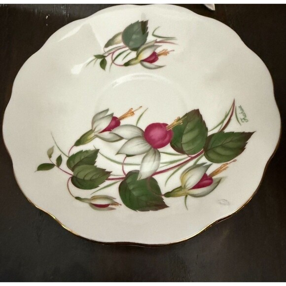 Vintage English Regency Tea Cup & Saucer Fuchsia Pattern Bone China England - Picture 5 of 8